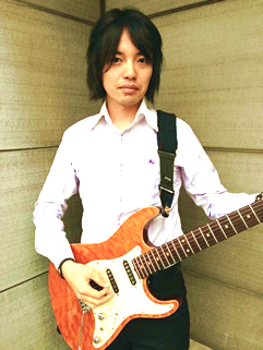 講師　こけやまこうすけ